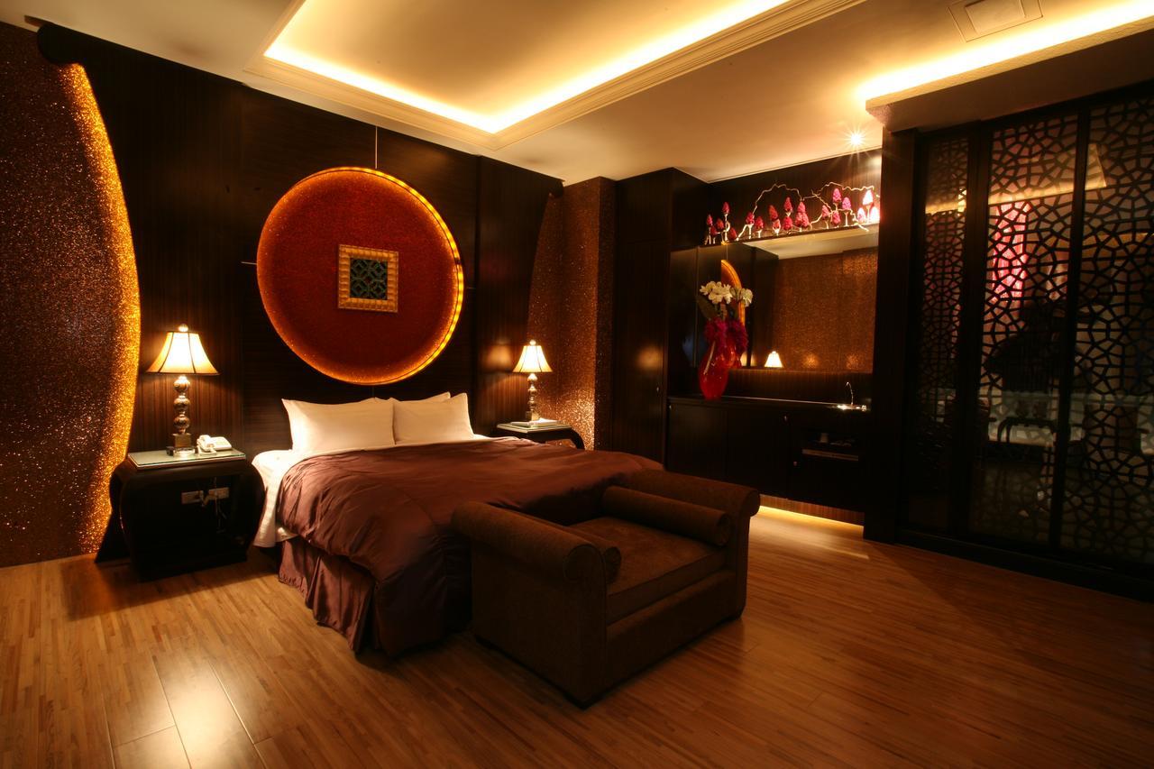 Chateau Boutique Motel Taichung Exterior foto