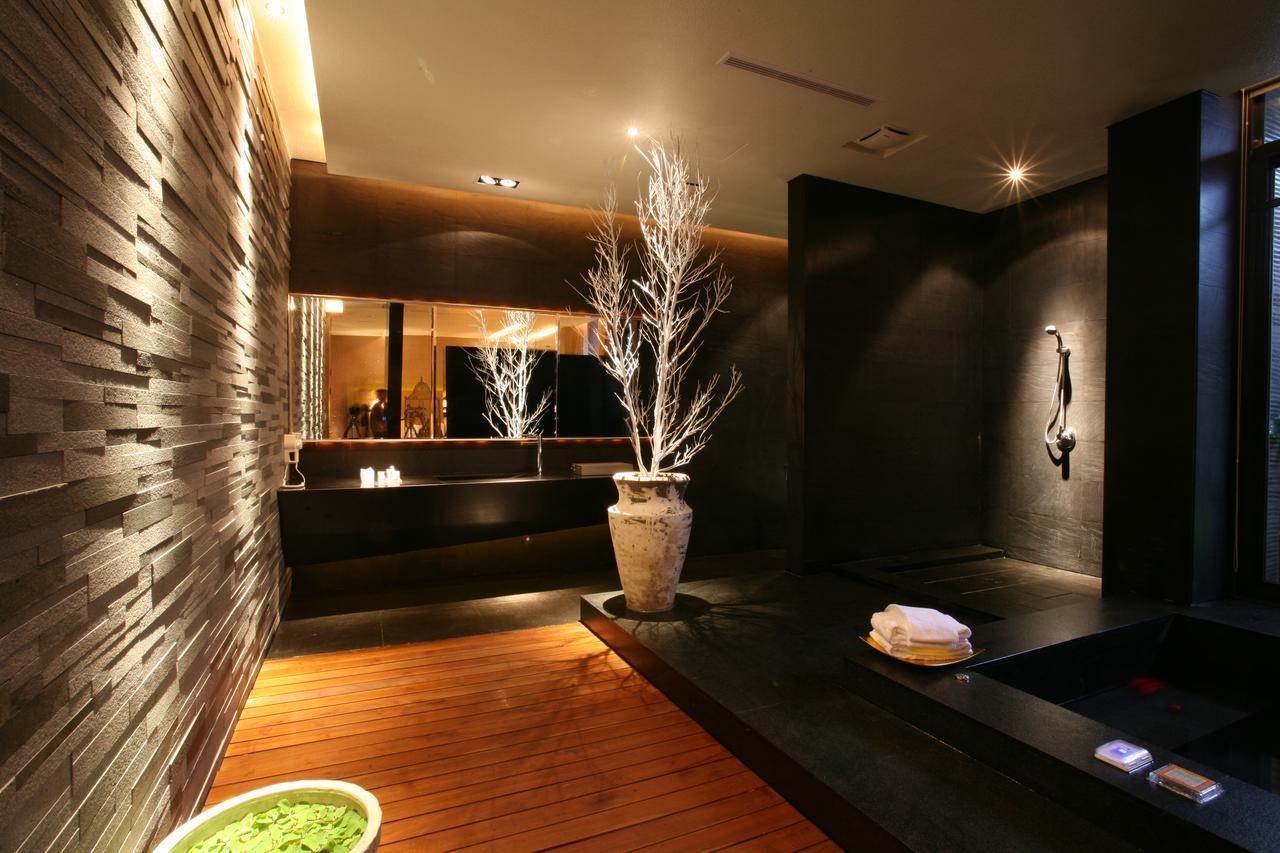Chateau Boutique Motel Taichung Exterior foto