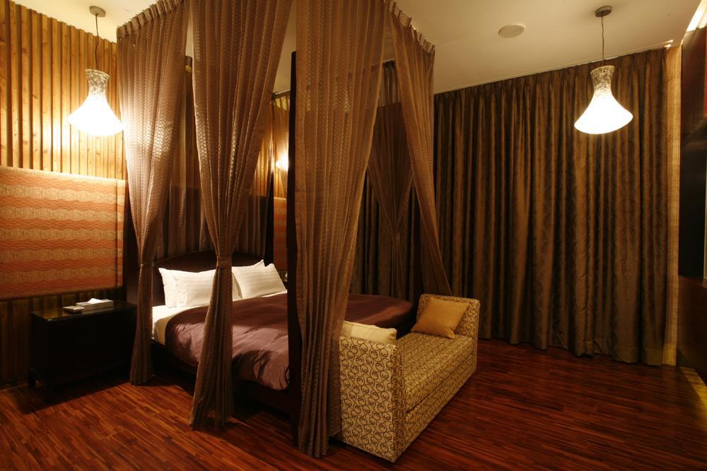 Chateau Boutique Motel Taichung Exterior foto