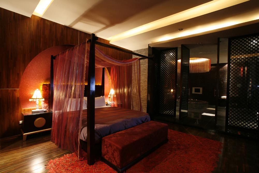 Chateau Boutique Motel Taichung Exterior foto
