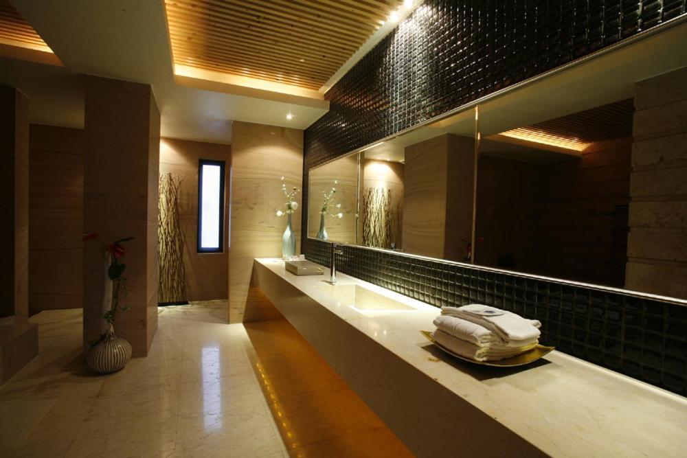 Chateau Boutique Motel Taichung Exterior foto